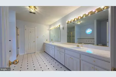 21004 Starflower Way, Ashburn, VA 20147 - Photo 35