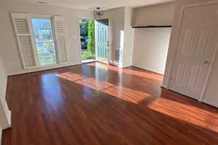 42793 Pilgrim Square, Chantilly, VA 20152 - Photo 3