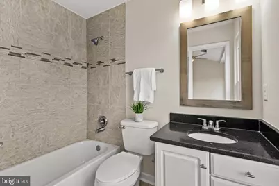 47690 Woolcott Square, Sterling, VA 20165 - Photo 23