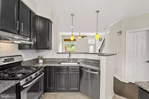 47690 Woolcott Square, Sterling, VA 20165 - Photo 9