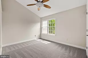 47690 Woolcott Square, Sterling, VA 20165 - Photo 17