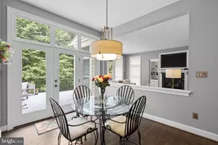 18429 Woodburn Rd, Leesburg, VA 20175 - Photo 13