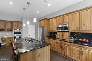18429 Woodburn Rd, Leesburg, VA 20175 - Photo 15