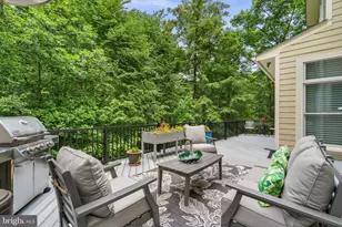 18429 Woodburn Rd, Leesburg, VA 20175 - Photo 3