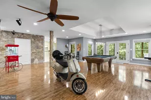 18429 Woodburn Rd, Leesburg, VA 20175 - Photo 57
