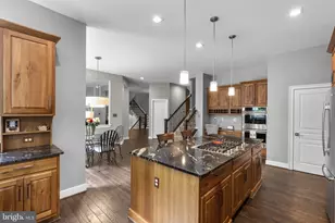 18429 Woodburn Rd, Leesburg, VA 20175 - Photo 21