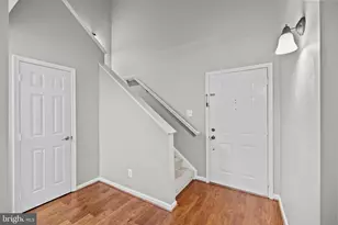 46588 Drysdale Terrace, Sterling, VA 20165 - Photo 5
