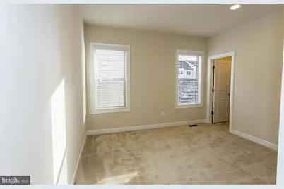 20725 Jennifer Ann Drive, Ashburn, VA 20147 - Photo 9
