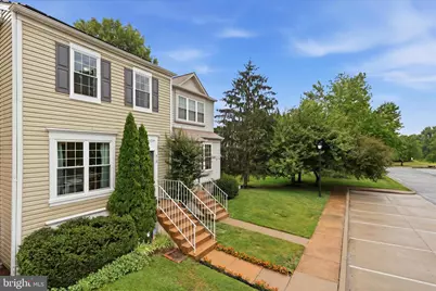 310 Stable View Terrace NE, Leesburg, VA 20176 - Photo 5