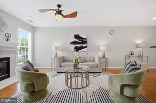 25320 Lake Mist Square, Chantilly, VA 20152 - Photo 5