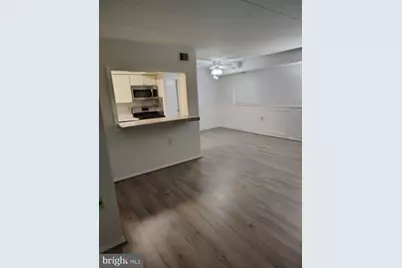125 Clubhouse Drive SW #1, Leesburg, VA 20175 - Photo 5