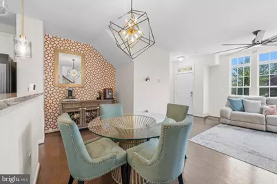 43419 Town Gate Square, Chantilly, VA 20152 - Photo 11