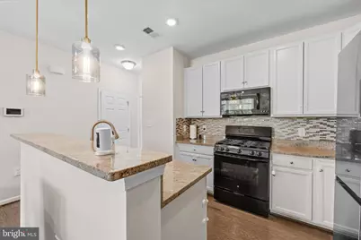 43419 Town Gate Square, Chantilly, VA 20152 - Photo 13