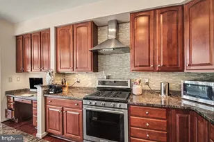 19219 Sweig Terrace, Leesburg, VA 20176 - Photo 7