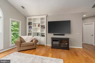 20275 Water Mark Pl, Sterling, VA 20165 - Photo 25