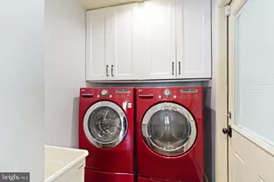 10865 Monticello Ct, Great Falls, VA 22066 - Photo 15