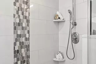 22810 Courtland Park Dr, Brambleton, VA 20148 - Photo 45
