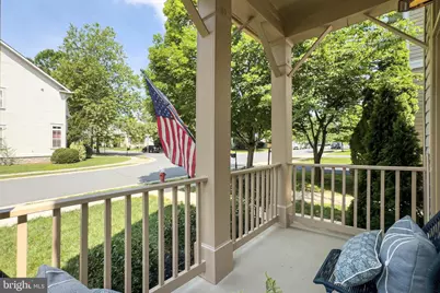 22810 Courtland Park Drive, Brambleton, VA 20148 - Photo 9