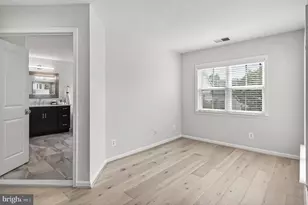 22810 Courtland Park Dr, Brambleton, VA 20148 - Photo 41