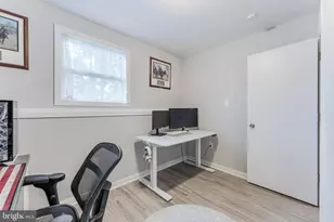 205 Magnolia Ct, Sterling, VA 20164 - Photo 29