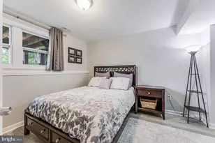 205 Magnolia Ct, Sterling, VA 20164 - Photo 25