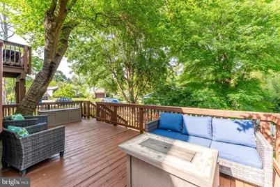 205 Magnolia Court, Sterling, VA 20164 - Photo 37