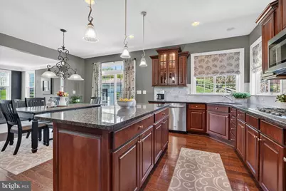 15631 Avebury Manor Place, Leesburg, VA 20176 - Photo 7