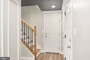 408 Cherry Ln NE, Leesburg, VA 20176 - Photo 5