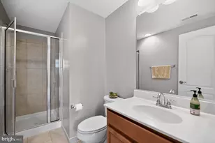 24713 Capecastle Terrace, Aldie, VA 20105 - Photo 23