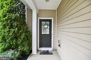 24713 Capecastle Terrace, Aldie, VA 20105 - Photo 9