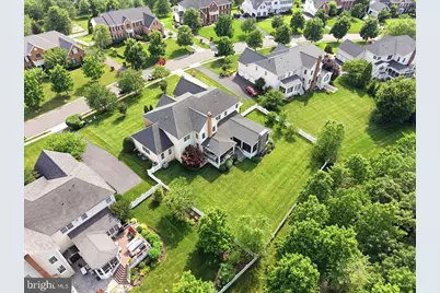 43154 Meadow Grove Drive, Ashburn, VA 20147 - Photo 7
