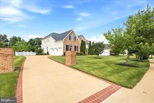 43154 Meadow Grove Dr, Ashburn, VA 20147 - Photo 5