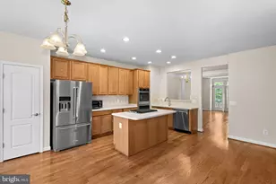 43804 Lees Mill Square, Leesburg, VA 20176 - Photo 3