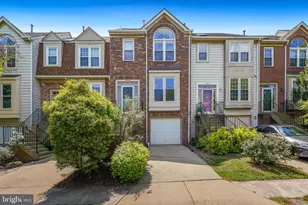 46934 Trumpet Cir, Sterling, VA 20164 - Photo 1