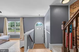21060 Gladstone Dr, Sterling, VA 20164 - Photo 3