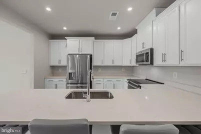 20316 Newfoundland Square, Ashburn, VA 20147 - Photo 9