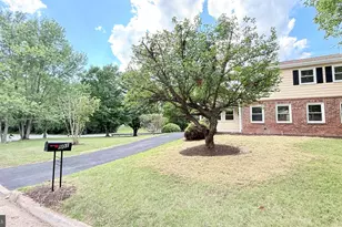 501 Tavenner Ct, Sterling, VA 20164 - Photo 3