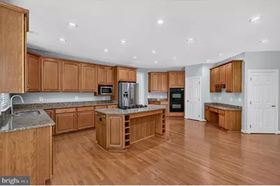 25670 S Village Drive, Chantilly, VA 20152 - Photo 13