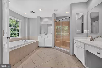 25670 S Village Drive, Chantilly, VA 20152 - Photo 27