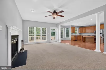 25670 S Village Drive, Chantilly, VA 20152 - Photo 17