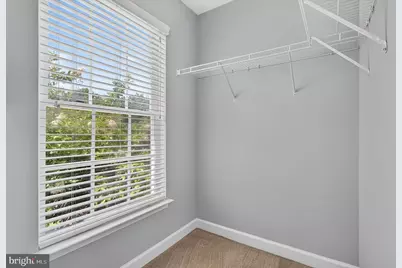 25670 S Village Drive, Chantilly, VA 20152 - Photo 35