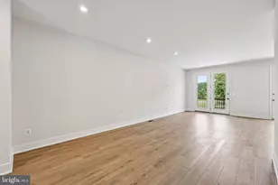 42200 Shining Star Sq, Ashburn, VA 20148 - Photo 19