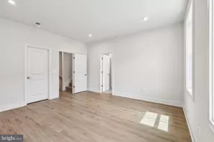 42200 Shining Star Sq, Ashburn, VA 20148 - Photo 25