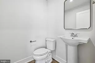 42200 Shining Star Sq, Ashburn, VA 20148 - Photo 39