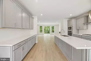 42227 Picasso Sq, Ashburn, VA 20148 - Photo 7