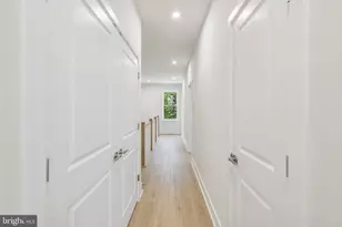 42227 Picasso Sq, Ashburn, VA 20148 - Photo 21