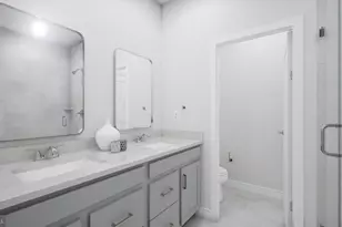 42227 Picasso Sq, Ashburn, VA 20148 - Photo 17