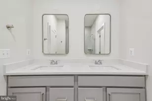 42227 Picasso Sq, Ashburn, VA 20148 - Photo 41