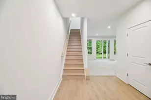 42227 Picasso Sq, Ashburn, VA 20148 - Photo 43