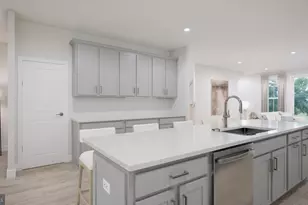 42227 Picasso Sq, Ashburn, VA 20148 - Photo 5
